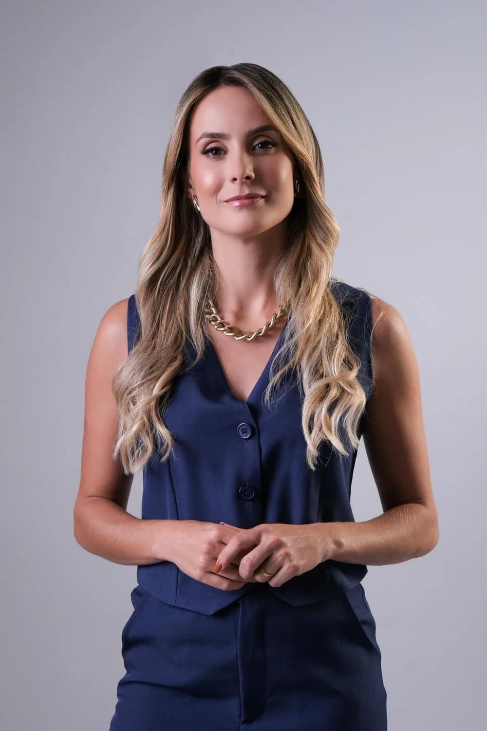Dra. Paola Moreira Araújo, advogada especialista em regularização imobiliária